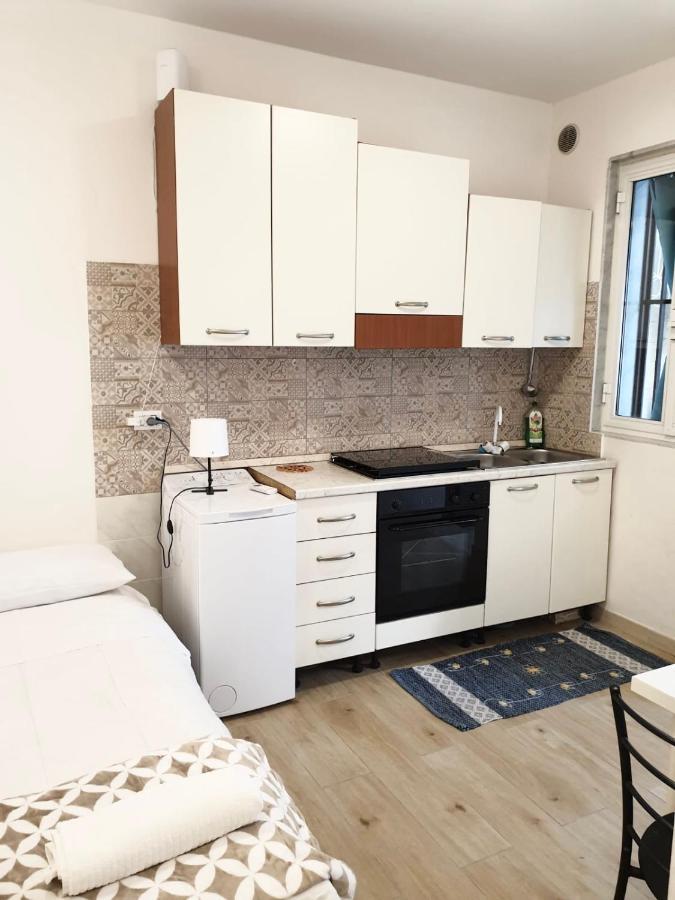 Mini Loft - Bari Centro - A Due Passi Dal Mareアパートメント エクステリア 写真