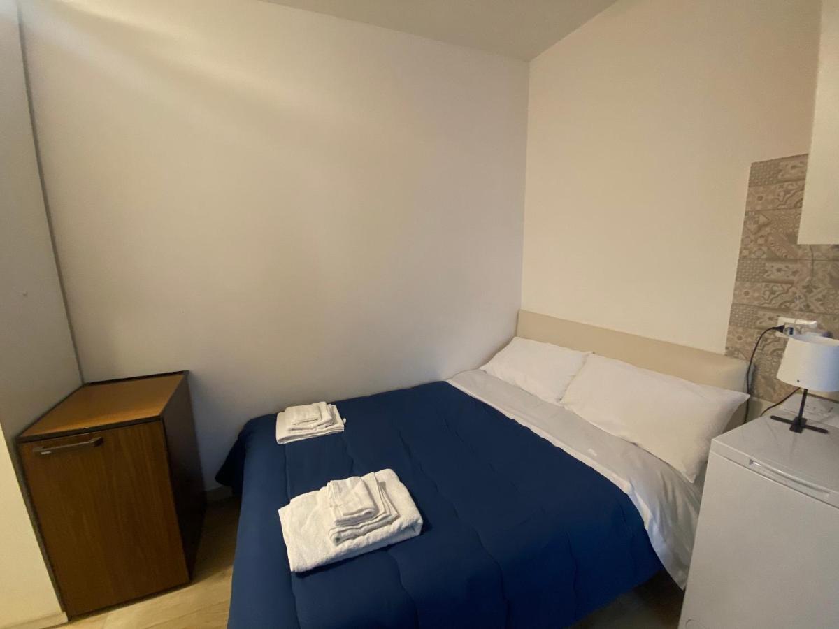Mini Loft - Bari Centro - A Due Passi Dal Mareアパートメント エクステリア 写真
